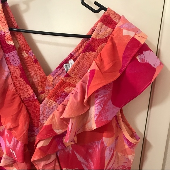 3/$15*New* Sofia Vergara smocked frame ruffle top Peach amber Pomona petals XXXL - Picture 6 of 12